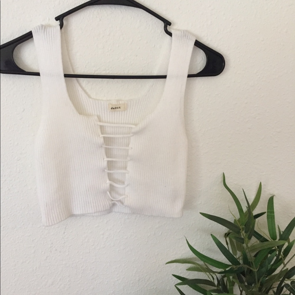 White crop top
